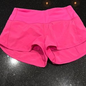 Lululemon Keep Up short, pink size 6